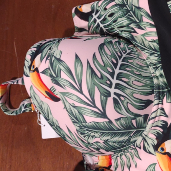 NWT Big and Tall Woman Swim TOP by Weinicico SIZE 4X - Picture 4 of 8